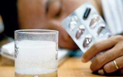 Dùng viên giải rượu có hại cơ thể không?