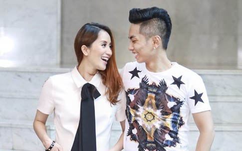 Khánh Thi cười tươi rói hạnh phúc bên Phan Hiển