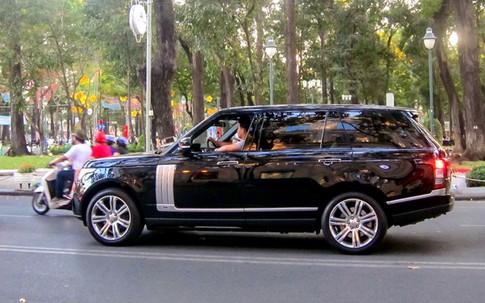Range Rover hàng hiếm biển trắng giá trên 10 tỷ tại Sài Gòn