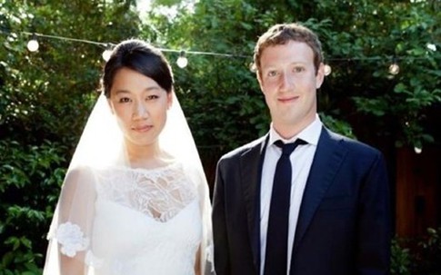 Bóng hồng sau tỷ phú: Cô vợ 'kém xinh' của ông chủ Facebook