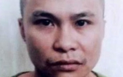 Bực tức người yêu, dùng dao băm nát 4 điện thoại đắt tiền