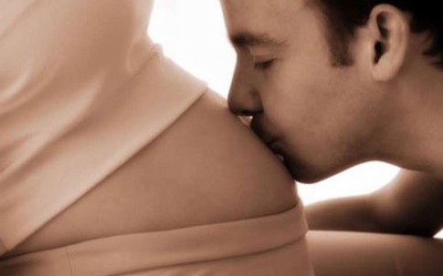 8 lợi ích bất ngờ của sex khi mang thai