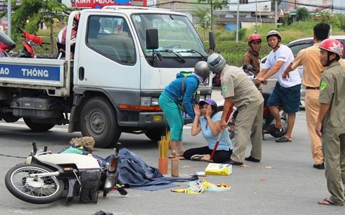 Tai nạn thương thâm, ông và cháu 2 tuổi chết thảm