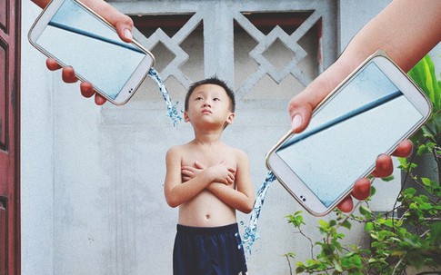 Bộ ảnh 'Em bé công nghệ' gửi gắm tâm sự nuôi dạy con trẻ