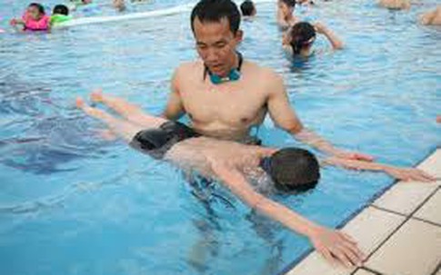Địa điểm học bơi ở Hà Nội