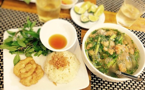 Quán bún tôm - xôi chả mực ngon đáng nhớ