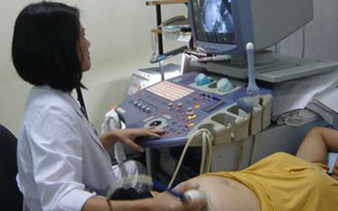 “Em muốn có con nhưng không thích mang bầu, vượt cạn…”