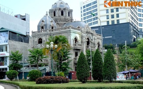 Độ hoành tráng giật mình của lâu đài đại gia Lào Cai