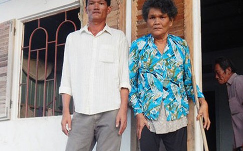 Bi kịch gia đình chân dài bạc mệnh ở Việt Nam