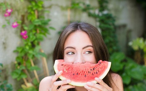 10 lý do khiến bạn luôn cảm thấy thèm ăn