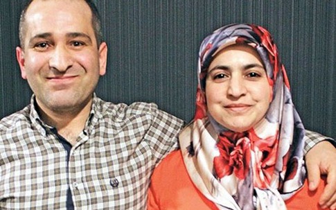 Kỳ lạ người đàn ông sống lại khi được ngâm trong nước đá