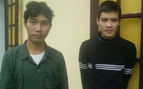 Hai “đạo chích” cắt cáp viễn thông để bán phế liệu
