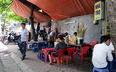 Bán trà đá vỉa hè: Siêu cò đất kiếm 500 triệu/tháng