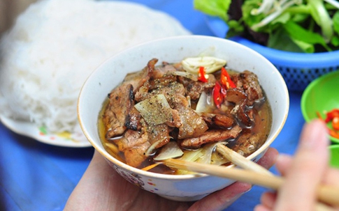 Bún chả nóng - món quà đầu đông giữa lòng Hà Nội