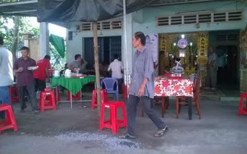 Bi kịch của ông chồng hay ghen khi cô vợ trẻ mở quán cà phê