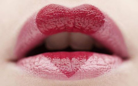 Lén chồng sống thật