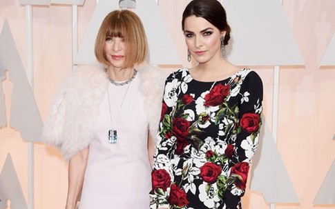 Những bộ cánh hút hồn của con gái Anna Wintour