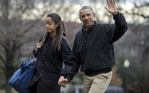 Tổng thống Obama rơi nước mắt khi nghĩ đến việc con gái rời nhà đi học xa