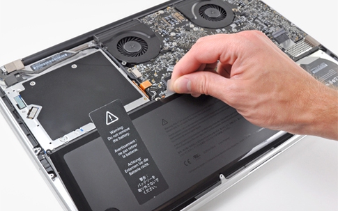 Khi nào cần thay pin trên MacBook