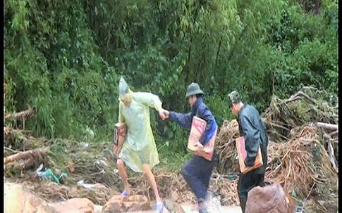 Quảng Ninh hỗ trợ kinh phí cho người dân xã đảo Bản Sen dựng nhà mới