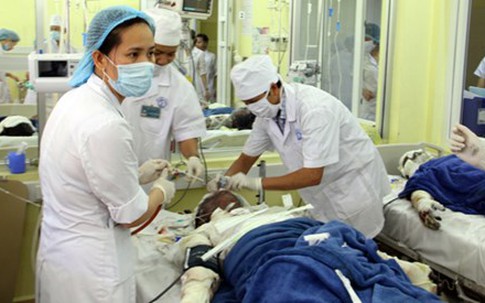 Người mẹ bỏng nặng khi cứu hai con trong đám cháy