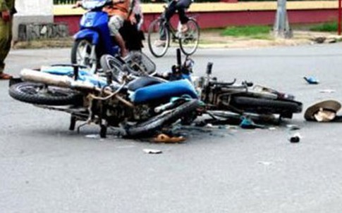 Tai nạn xe máy, chú rể cùng 2 người bạn chết trước ngày cưới