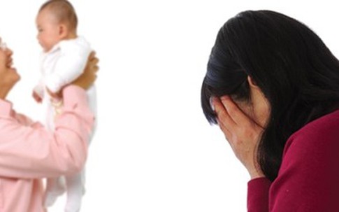 Bất ngờ phát hiện chồng có con riêng
