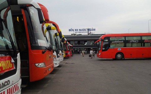 Vé xe khách đường dài tiếp tục “cố thủ”