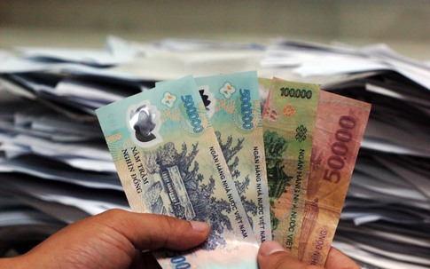 Chậm lương, người lao động được đòi thêm tiền lãi