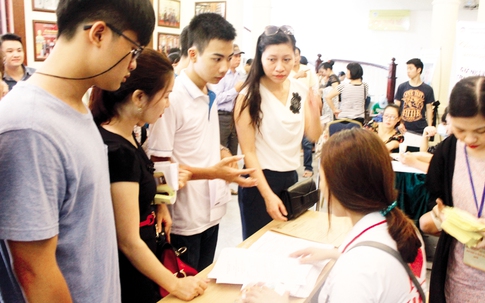 Xét tuyển ĐH, CĐ bổ sung: Không cho rút hồ sơ sẽ hết “loạn”?