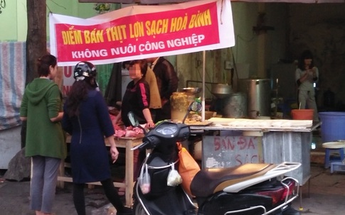 Thị trường tràn ngập thực phẩm sạch... tự phong