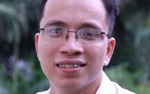 Nhà văn Nguyễn Văn Học và nỗi đắng cay thoát ra từ ngòi bút