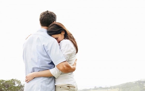 Bố mẹ từ mặt vì tôi không chịu bỏ người yêu