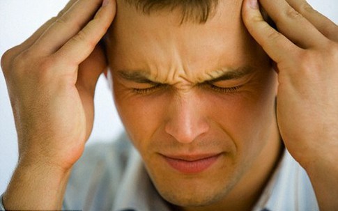 Dùng smartphone có thể gây tổn thương não