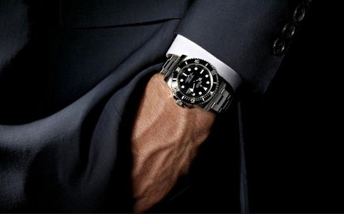 Vì sao người đeo đồng hồ thường thành công?