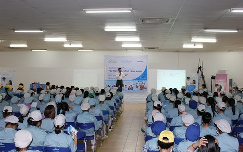 Đẩy mạnh chăm sóc sức khỏe sinh sản cho công nhân