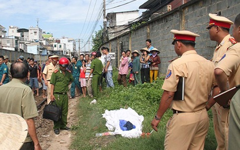 Đi bộ trên đường ray, người phụ nữ bị tàu tông tử vong