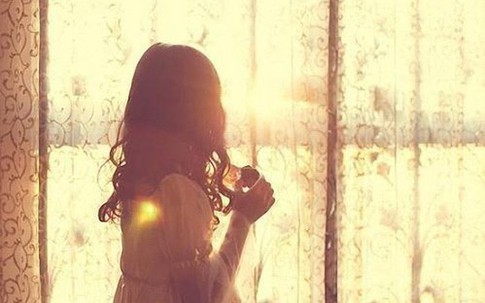 Thâm cung bí sử (71 - 11): Câu thơ một mình