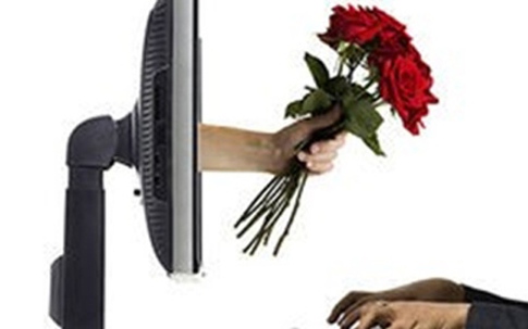 Rủ bé gái quen qua Facebook làm chuyện 'người lớn'