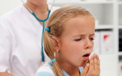 Trẻ viêm phổi sẽ có dấu hiệu gì?