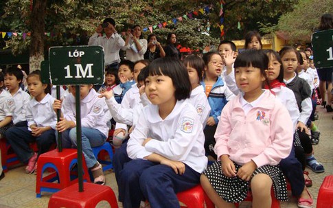 Xin cho con vào lớp 1 trường công ở Hà Nội dễ hay khó?