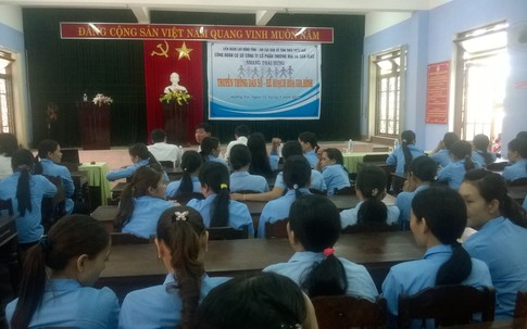 Huế: Truyền thông dân số cho công nhân lao động