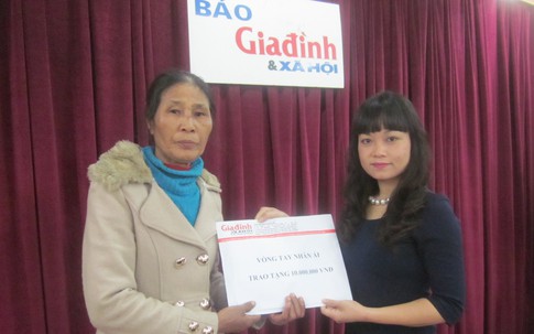 Tết đến với bé gái ung thư máu chờ “án tử” vì không tiền chữa bệnh