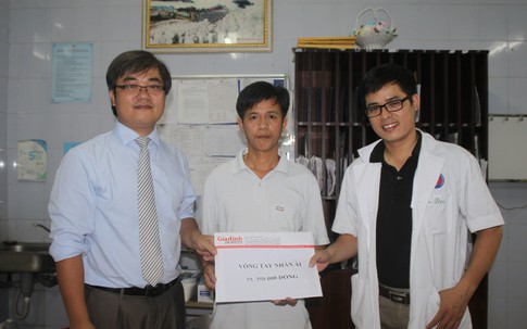 Vòng tay Nhân ái (MS 121): Hơn 10 triệu đồng đến với cậu bé tim bẩm sinh Vũ Tiến Đạt
