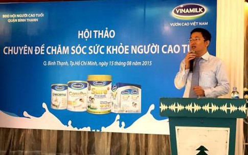 Vinamilk chăm sóc sức khỏe cho gần 2000 người tiêu dùng