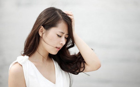 10 năm sống như bà hoàng nhưng không biết hoạt động gì của chồng