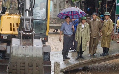 Tìm người mất tích vì nước cuốn, phát hiện thêm một thi thể