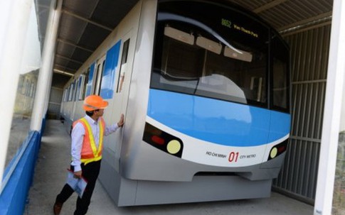 Người dân sẽ ngắm và góp ý cho đoàn tàu metro