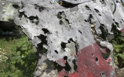 Phát hiện mảnh vỡ nghi của tên lửa bắn hạ MH17