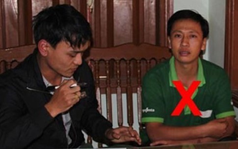 Trút "mưa dao" đoạt mạng hàng xóm vì nghi bị đầu độc
